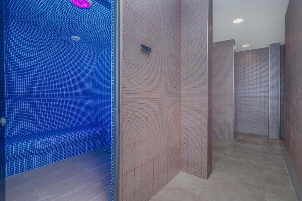 Hotel Alexandria Saguramo エクステリア 写真